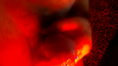 whor4mor online show from December 13, 2024, 1:12 pm