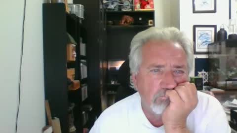 whs4fem online show from October 10, 2025, 4:11 am