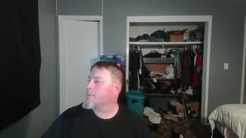 whydoidothis77 online show from February 17, 2026, 2:19 am