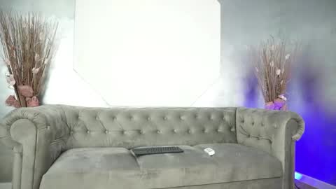 Lili online show from March 16, 2026, 6:28 am