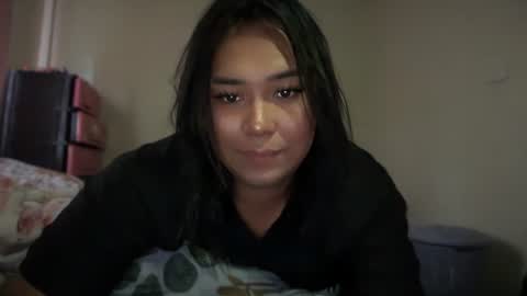 Minna online show from June 22, 2026, 3:08 am