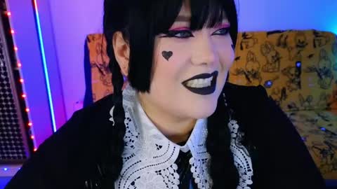Laura  online show from June 3, 2026, 9:53 pm