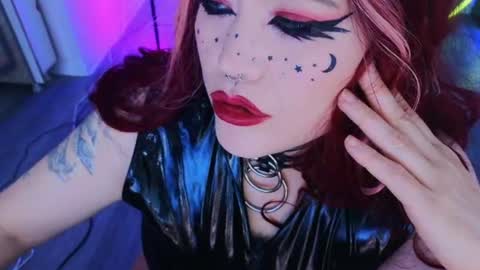 Laura  online show from June 15, 2026, 8:49 am