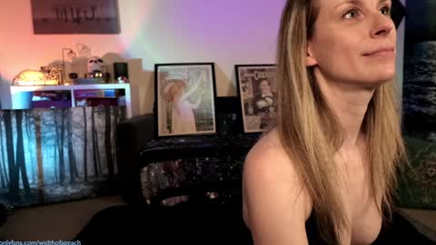 Gretchen  Jimmy online show from February 2, 2025, 2:27 am