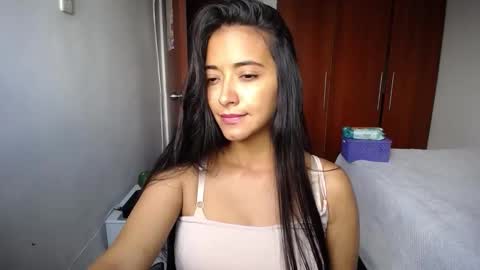 Ilauren online show from February 26, 2026, 11:31 am