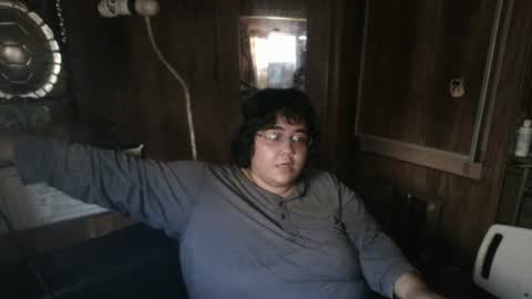 Snapshot of wigper chatting on June 29, 2026, 12:28 am wigper online show from June 29, 2026, 12:28 am