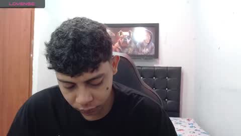 Snapshot of wiilliam_20 chatting on February 11, 2025, 11:43 am wiilliam online show from February 11, 2025, 11:43 am