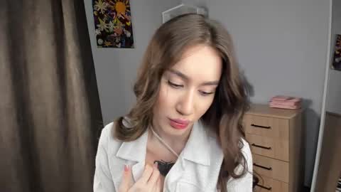 Snapshot of wild_destiny chatting on November 25, 2025, 8:14 am Anika online show from November 25, 2025, 8:14 am