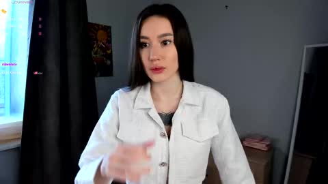 Snapshot of wild_destiny chatting on November 28, 2025, 10:40 am Anika online show from November 28, 2025, 10:40 am