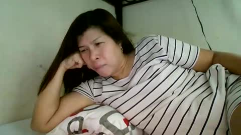 Snapshot of wildbrownchick69 chatting on December 4, 2025, 6:12 am WildChick online show from December 4, 2025, 6:12 am