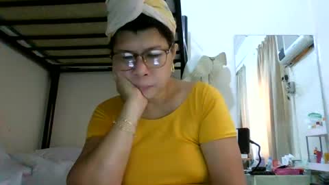 Snapshot of wildbrownchick69 chatting on June 24, 2026, 4:33 am WildChick online show from June 24, 2026, 4:33 am