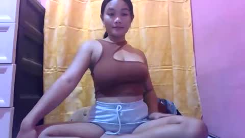 Snapshot of wildchilly_pearl19 chatting on June 8, 2026, 1:22 pm wildchilly_pearl19 online show from June 8, 2026, 1:22 pm