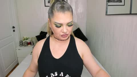 Miss Deea online show from April 29, 2026, 7:34 am