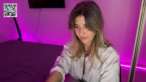 Snapshot of wildkitty_ chatting on November 13, 2025, 8:30 pm Nika online show from November 13, 2025, 8:30 pm