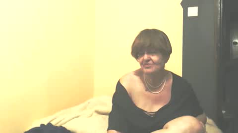 WildRedCat online show from September 13, 2025, 11:26 pm