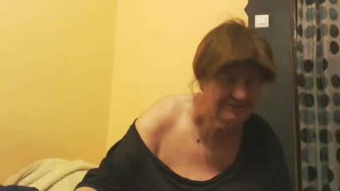 WildRedCat online show from May 15, 2026, 9:11 pm