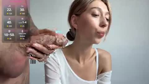 wildsable_ online show from September 12, 2025, 3:23 pm