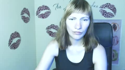 Snapshot of wildsoul8 chatting on June 27, 2026, 12:22 pm Rosalinda online show from June 27, 2026, 12:22 pm