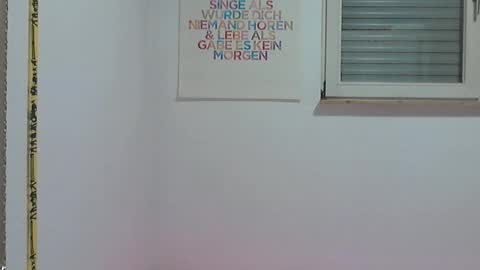 Lilian online show from September 27, 2025, 6:57 pm