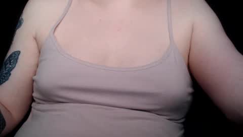Snapshot of willh8967 chatting on May 30, 2026, 3:03 am LunaSweet online show from May 30, 2026, 3:03 am