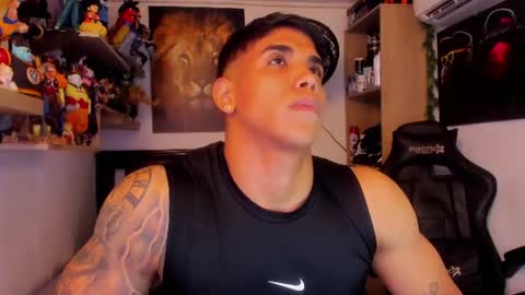 Snapshot of william_dracko9 chatting on June 21, 2026, 4:37 am Dracko online show from June 21, 2026, 4:37 am