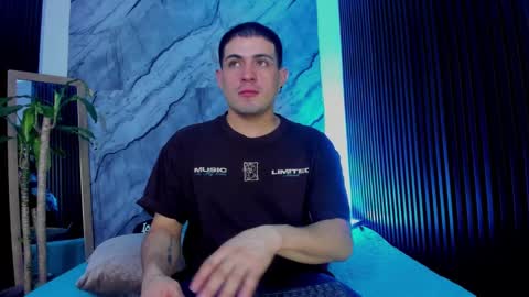 William Steel online show from September 16, 2025, 12:06 pm