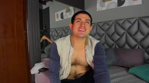 William Steel online show from September 25, 2025, 11:47 am