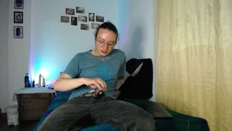 willmonkey online show from March 27, 2026, 2:17 am