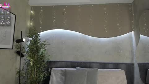 Ms Willow online show from November 8, 2025, 12:27 pm