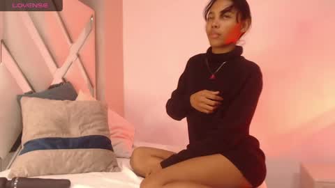 luna online show from April 17, 2026, 1:58 pm