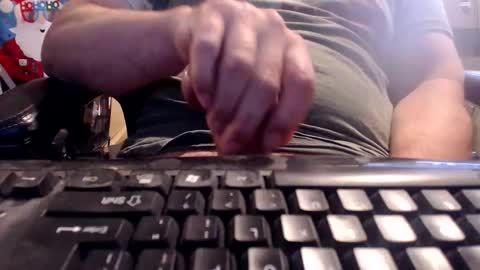 DrainMyBalls online show from September 12, 2025, 4:18 pm