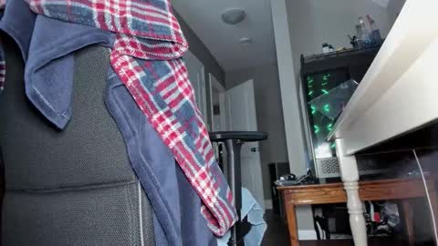 WillySkynn online show from November 2, 2025, 3:31 am