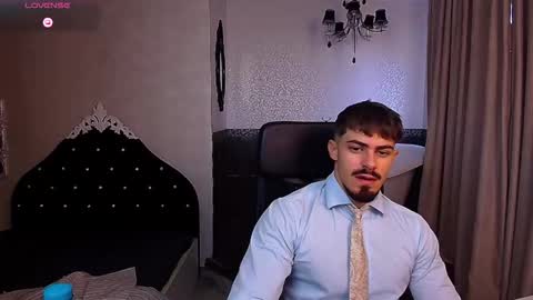 Snapshot of wilsonjules chatting on September 22, 2025, 5:09 am WilsonJules online show from September 22, 2025, 5:09 am