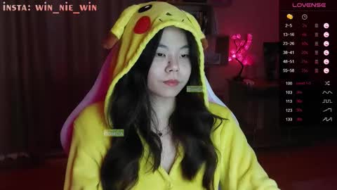 Winnie online show from October 5, 2025, 3:27 am