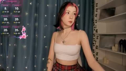 Winaria online show from September 28, 2025, 4:07 am