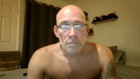 Snapshot of wingnutt765733 chatting on October 3, 2025, 6:43 am wingnutt765733 online show from October 3, 2025, 6:43 am