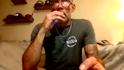 wingnutt765733 online show from February 16, 2026, 4:30 am