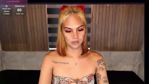 Snapshot of winidaputa chatting on August 3, 2026, 9:04 am winidaputa online show from August 3, 2026, 9:04 am