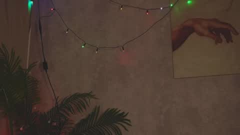 Your little D online show from January 2, 2025, 6:01 pm