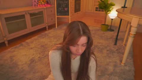 Lillian online show from April 20, 2026, 3:31 am