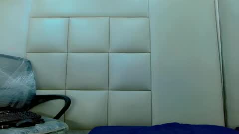 WinnyBarness online show from October 26, 2025, 2:23 pm