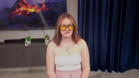 May online show from October 18, 2025, 7:25 pm
