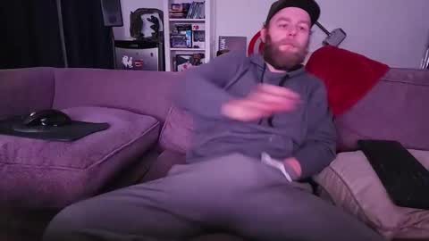 winter117 online show from December 14, 2025, 6:08 am