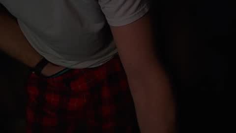 Snapshot of wipwips chatting on March 4, 2026, 7:47 am KiwiFruit89 online show from March 4, 2026, 7:47 am