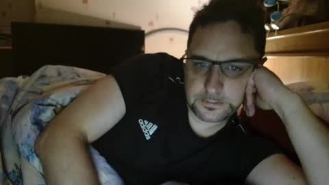 Snapshot of wirzwei8883 chatting on December 19, 2024, 8:23 pm Dirty online show from December 19, 2024, 8:23 pm