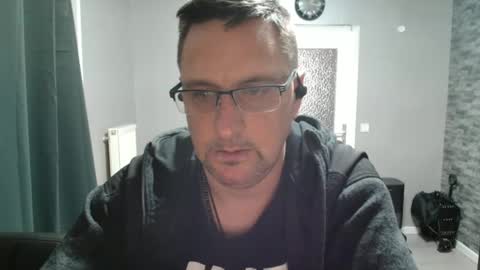 Snapshot of wirzwei8883 chatting on April 6, 2026, 12:17 pm Dirty online show from April 6, 2026, 12:17 pm