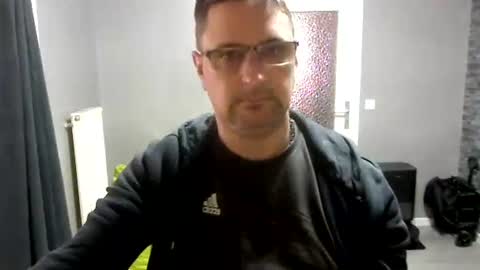 Snapshot of wirzwei8883 chatting on April 7, 2026, 2:39 pm Dirty online show from April 7, 2026, 2:39 pm