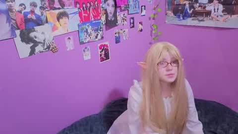 Lina online show from March 10, 2026, 5:51 pm