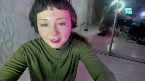 Snapshot of witches_curves chatting on December 18, 2024, 6:25 pm Nemo online show from December 18, 2024, 6:25 pm