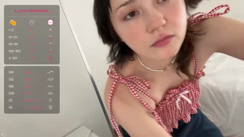 Snapshot of witches_curves chatting on January 20, 2025, 9:13 am Nemo online show from January 20, 2025, 9:13 am